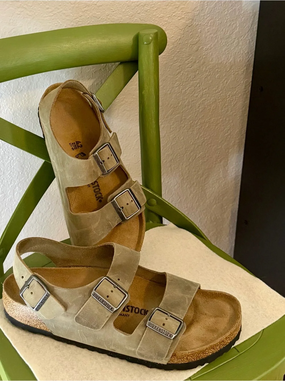 Birkenstock Milano Oiled Leather | Khaki | Sz 42 R | 9-9.5 Men’s | 11 Women’s